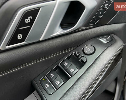 Чорний БМВ Х5, об'ємом двигуна 3 л та пробігом 200 тис. км за 40500 $, фото 21 на Automoto.ua