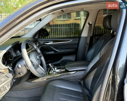 Чорний БМВ Х5, об'ємом двигуна 2.99 л та пробігом 70 тис. км за 41500 $, фото 7 на Automoto.ua