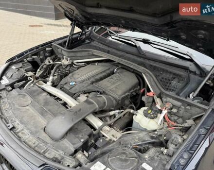 Черный БМВ Х5, объемом двигателя 2.98 л и пробегом 165 тыс. км за 26500 $, фото 78 на Automoto.ua