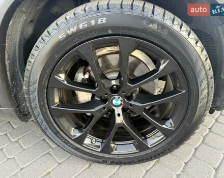 Черный БМВ Х5, объемом двигателя 3 л и пробегом 203 тыс. км за 44900 $, фото 65 на Automoto.ua