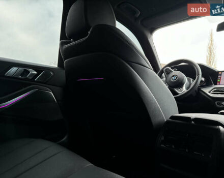 Чорний БМВ Х5, об'ємом двигуна 3 л та пробігом 142 тис. км за 55000 $, фото 16 на Automoto.ua