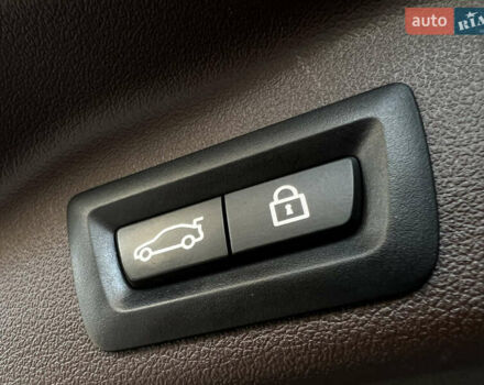 Черный БМВ Х5, объемом двигателя 3 л и пробегом 138 тыс. км за 56500 $, фото 62 на Automoto.ua