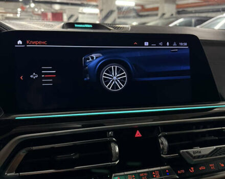 Чорний БМВ Х5, об'ємом двигуна 3 л та пробігом 107 тис. км за 63999 $, фото 60 на Automoto.ua