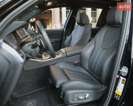 Чорний БМВ Х5, об'ємом двигуна 3 л та пробігом 80 тис. км за 55500 $, фото 7 на Automoto.ua