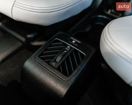 Чорний БМВ Х5, об'ємом двигуна 2.99 л та пробігом 124 тис. км за 64990 $, фото 29 на Automoto.ua