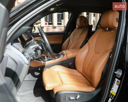 Чорний БМВ Х5, об'ємом двигуна 3 л та пробігом 100 тис. км за 52000 $, фото 7 на Automoto.ua