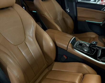 Чорний БМВ Х5, об'ємом двигуна 3 л та пробігом 107 тис. км за 63999 $, фото 53 на Automoto.ua