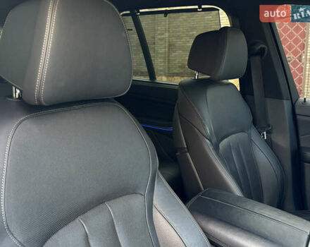 Черный БМВ Х5, объемом двигателя 3 л и пробегом 72 тыс. км за 74950 $, фото 69 на Automoto.ua