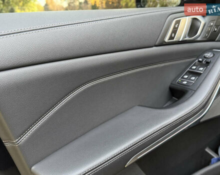 Черный БМВ Х5, объемом двигателя 3 л и пробегом 72 тыс. км за 74950 $, фото 33 на Automoto.ua