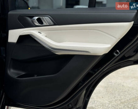 Черный БМВ Х5, объемом двигателя 3 л и пробегом 127 тыс. км за 59500 $, фото 60 на Automoto.ua