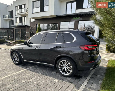 Черный БМВ Х5, объемом двигателя 3 л и пробегом 155 тыс. км за 38990 $, фото 4 на Automoto.ua