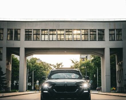 Черный БМВ Х5, объемом двигателя 3 л и пробегом 87 тыс. км за 52900 $, фото 1 на Automoto.ua