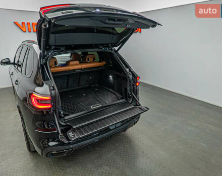 Чорний БМВ Х5, об'ємом двигуна 2 л та пробігом 60 тис. км за 59754 $, фото 6 на Automoto.ua