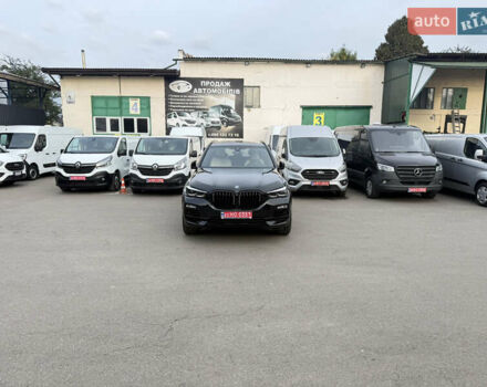 Черный БМВ Х5, объемом двигателя 3 л и пробегом 48 тыс. км за 59000 $, фото 1 на Automoto.ua