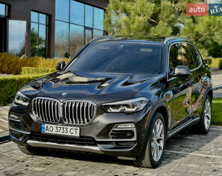 Черный БМВ Х5, объемом двигателя 3 л и пробегом 155 тыс. км за 38990 $, фото 1 на Automoto.ua