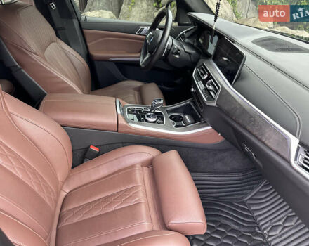 БМВ Х5 2021 в Днепре (Днепропетровске) на Automoto.ua Черный БМВ Х5, объемом двигателя 4.39 л и пробегом 59 тыс. км за 84000 $, фото 27 на Automoto.ua