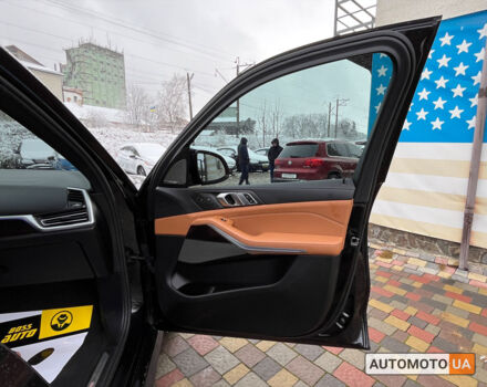 Чорний БМВ Х5, об'ємом двигуна 3 л та пробігом 24 тис. км за 59999 $, фото 29 на Automoto.ua