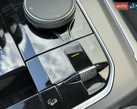 Чорний БМВ Х5, об'ємом двигуна 3 л та пробігом 47 тис. км за 63900 $, фото 32 на Automoto.ua