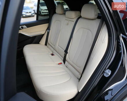 Черный БМВ Х5, объемом двигателя 3 л и пробегом 174 тыс. км за 49500 $, фото 9 на Automoto.ua