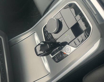 Чорний БМВ Х5, об'ємом двигуна 2 л та пробігом 226 тис. км за 43333 $, фото 13 на Automoto.ua