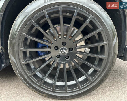 БМВ Х5 2021 в Днепре (Днепропетровске) на Automoto.ua Черный БМВ Х5, объемом двигателя 4.39 л и пробегом 59 тыс. км за 84000 $, фото 23 на Automoto.ua