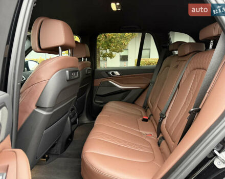 Чорний БМВ Х5, об'ємом двигуна 4.4 л та пробігом 59 тис. км за 80000 $, фото 22 на Automoto.ua