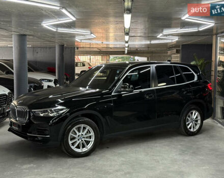 Чорний БМВ Х5, об'ємом двигуна 2.99 л та пробігом 53 тис. км за 62900 $, фото 4 на Automoto.ua
