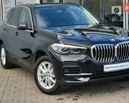 Черный БМВ Х5, объемом двигателя 2 л и пробегом 87 тыс. км за 55900 $, фото 1 на Automoto.ua