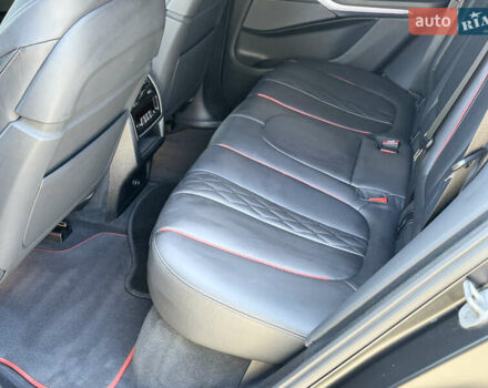 Чорний БМВ Х5, об'ємом двигуна 2.99 л та пробігом 65 тис. км за 90000 $, фото 32 на Automoto.ua