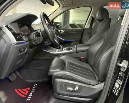 Чорний БМВ Х5, об'ємом двигуна 2.99 л та пробігом 53 тис. км за 62900 $, фото 18 на Automoto.ua