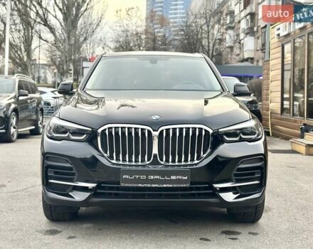 Черный БМВ Х5, объемом двигателя 2 л и пробегом 52 тыс. км за 58999 $, фото 2 на Automoto.ua