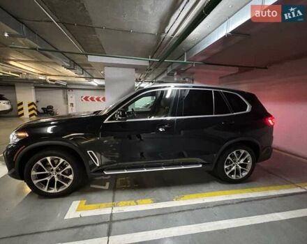 Чорний БМВ Х5, об'ємом двигуна 3 л та пробігом 67 тис. км за 69500 $, фото 2 на Automoto.ua