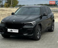 Черный БМВ Х5, объемом двигателя 2 л и пробегом 55 тыс. км за 83000 $, фото 1 на Automoto.ua
