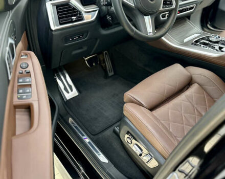 Чорний БМВ Х5, об'ємом двигуна 2.99 л та пробігом 32 тис. км за 107000 $, фото 1 на Automoto.ua