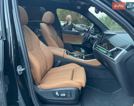 БМВ Х5 2023 в Львове на Automoto.ua Черный БМВ Х5, объемом двигателя 3 л и пробегом 21 тыс. км за 79990 $, фото 71 на Automoto.ua