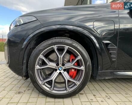 Чорний БМВ Х5, об'ємом двигуна 3 л та пробігом 6 тис. км за 99000 $, фото 5 на Automoto.ua