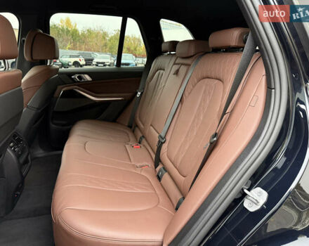 Чорний БМВ Х5, об'ємом двигуна 2.99 л та пробігом 5 тис. км за 123500 $, фото 28 на Automoto.ua