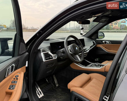 Чорний БМВ Х5, об'ємом двигуна 4.4 л та пробігом 10 тис. км за 119000 $, фото 16 на Automoto.ua