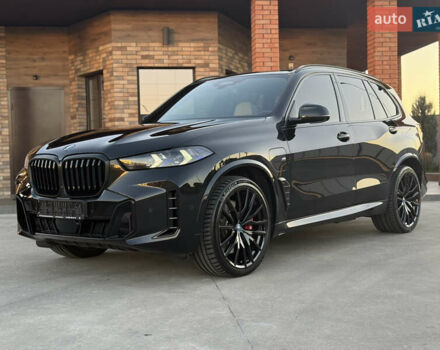 Черный БМВ Х5, объемом двигателя 3 л и пробегом 18 тыс. км за 155000 $, фото 1 на Automoto.ua