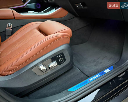 Чорний БМВ Х5, об'ємом двигуна 4.39 л та пробігом 28 тис. км за 145000 $, фото 70 на Automoto.ua