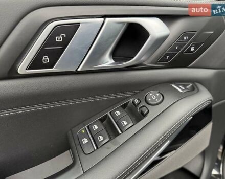 Чорний БМВ Х5, об'ємом двигуна 2.99 л та пробігом 24 тис. км за 116000 $, фото 41 на Automoto.ua