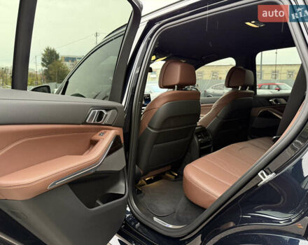 Чорний БМВ Х5, об'ємом двигуна 2.99 л та пробігом 5 тис. км за 123500 $, фото 26 на Automoto.ua