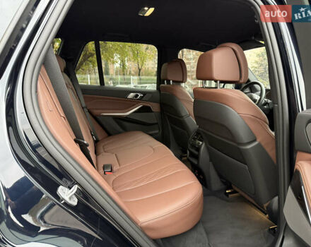 Чорний БМВ Х5, об'ємом двигуна 2.99 л та пробігом 5 тис. км за 123500 $, фото 31 на Automoto.ua