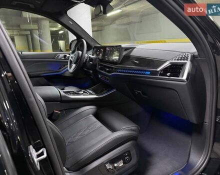 Черный БМВ Х5, объемом двигателя 4.4 л и пробегом 1 тыс. км за 159500 $, фото 108 на Automoto.ua