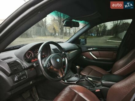 Чорний БМВ Х5, об'ємом двигуна 4.4 л та пробігом 360 тис. км за 7500 $, фото 1 на Automoto.ua