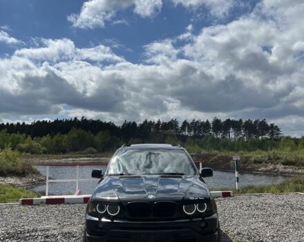 Черный БМВ Х5, объемом двигателя 4.4 л и пробегом 370 тыс. км за 9000 $, фото 1 на Automoto.ua