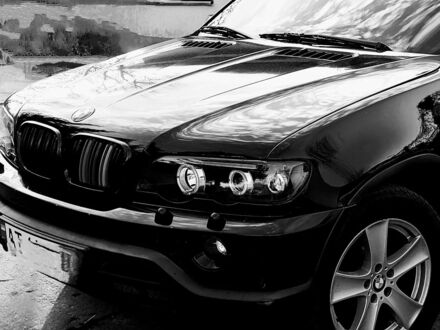 Черный БМВ Х5, объемом двигателя 3 л и пробегом 400 тыс. км за 13000 $, фото 1 на Automoto.ua