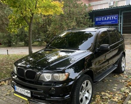 Черный БМВ Х5, объемом двигателя 4.4 л и пробегом 300 тыс. км за 5721 $, фото 1 на Automoto.ua