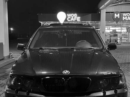 БМВ Х5 2001 в Львове на Automoto.ua Черный БМВ Х5, объемом двигателя 4.4 л и пробегом 360 тыс. км за 10500 $, фото 1 на Automoto.ua