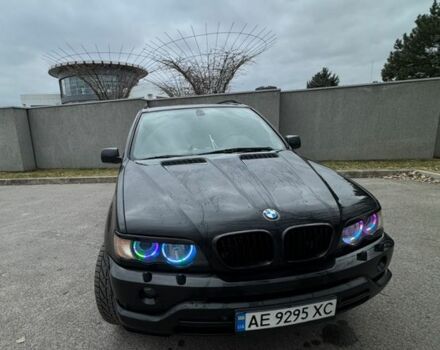 Черный БМВ Х5, объемом двигателя 2.93 л и пробегом 429 тыс. км за 10000 $, фото 1 на Automoto.ua